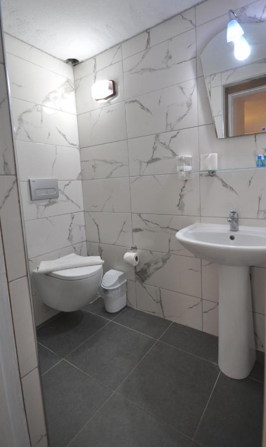 Lale Otel Турунч Экстерьер фото